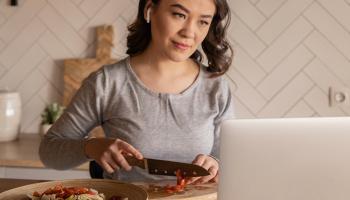 Playlist That Pairs Perfectly with Home Cooking photo